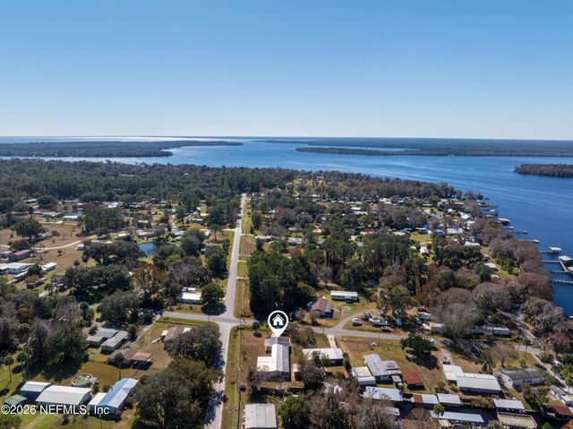 253 HESS RD Road, Crescent City, FL 32112