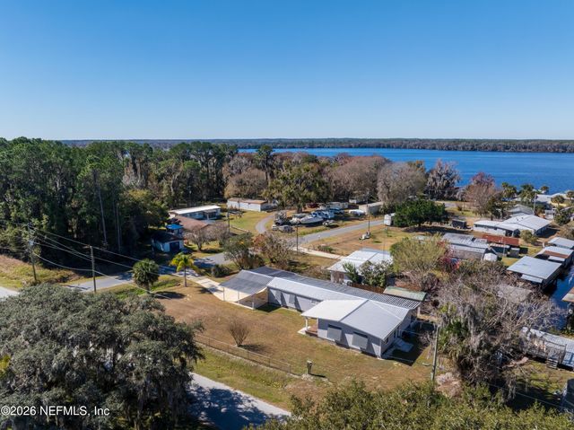 253 HESS RD Road, Crescent City, FL 32112