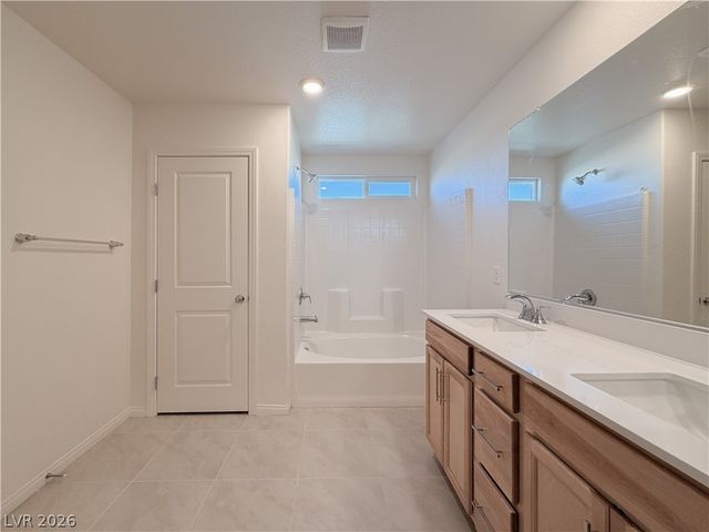 6972 Dandelion Park Avenue, Las Vegas, NV 89113