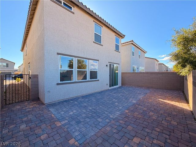 6972 Dandelion Park Avenue, Las Vegas, NV 89113