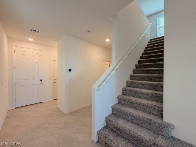 6972 Dandelion Park Avenue, Las Vegas, NV 89113