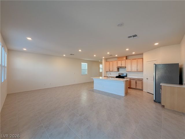 6972 Dandelion Park Avenue, Las Vegas, NV 89113