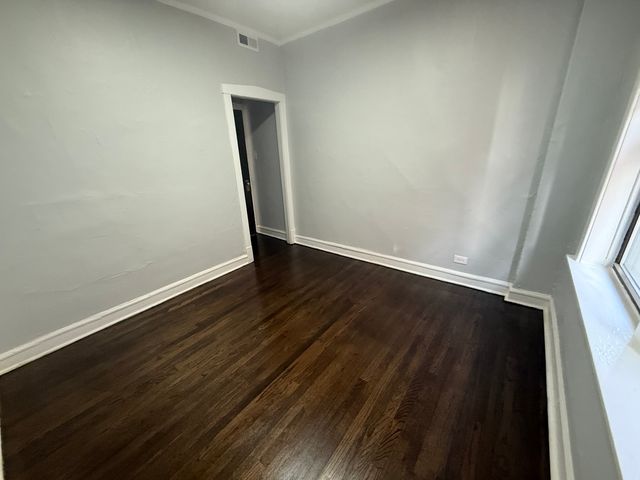 1030 E Hyde Park Boulevard 2, Chicago, IL 60615