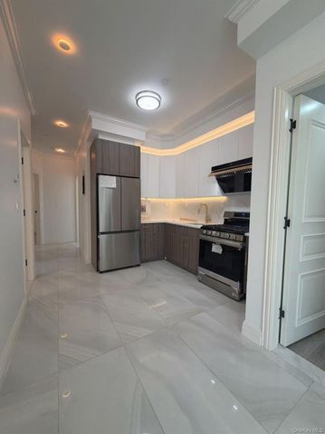 71-37 166 Street, Fresh Meadows, NY 11354