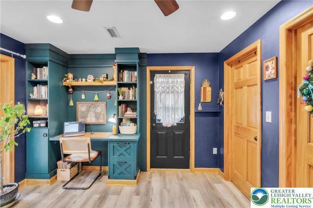 2031 Wayne Street, Bethlehem Twp, PA 18020