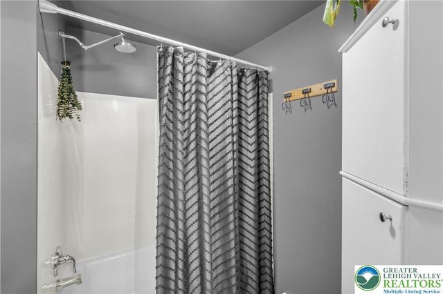 2031 Wayne Street, Bethlehem Twp, PA 18020