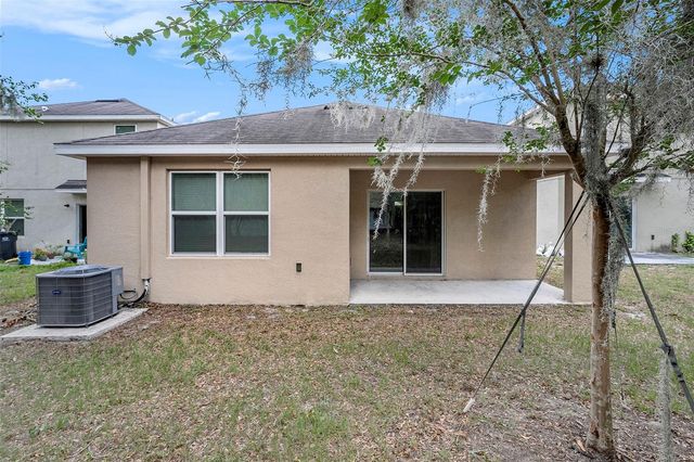 10212 HAWK STORM AVENUE, Tampa, FL 33610