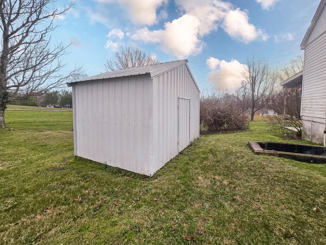 310 Maple Street, Cabool, MO 65689