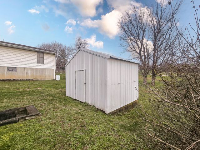 310 Maple Street, Cabool, MO 65689