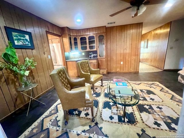 433 Fort Clark Rd, Brackettville, TX 78832