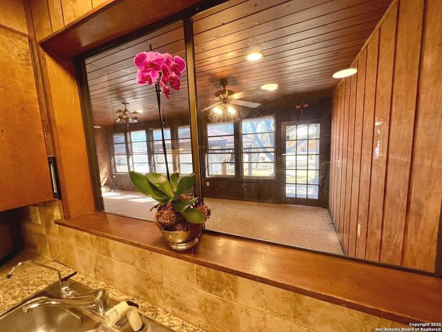 433 Fort Clark Rd, Brackettville, TX 78832