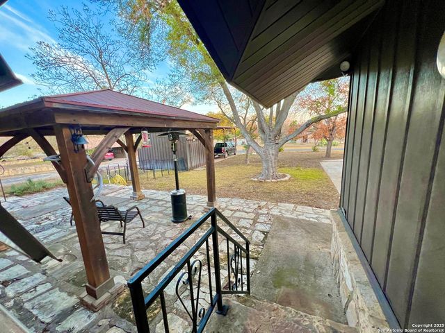 433 Fort Clark Rd, Brackettville, TX 78832