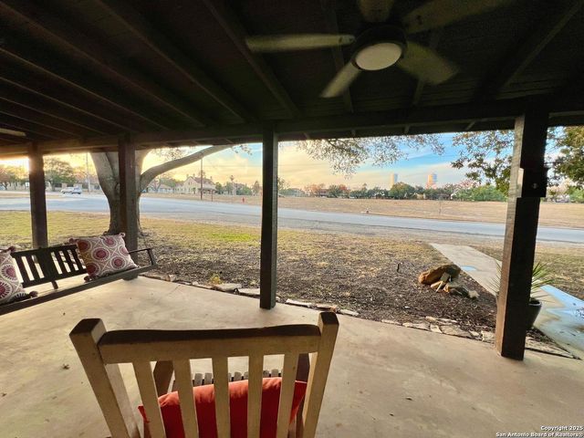 433 Fort Clark Rd, Brackettville, TX 78832