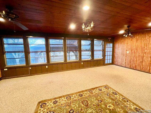 433 Fort Clark Rd, Brackettville, TX 78832