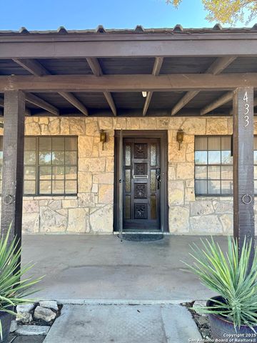 433 Fort Clark Rd, Brackettville, TX 78832