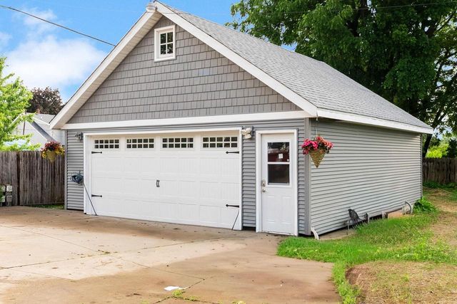 122 S 1st Street, Evansville, WI 53536