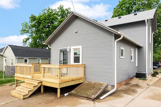 122 S 1st Street, Evansville, WI 53536