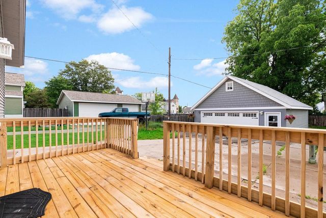 122 S 1st Street, Evansville, WI 53536
