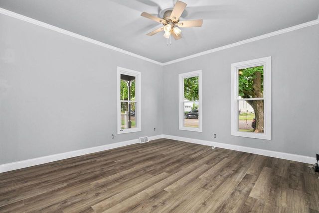 122 S 1st Street, Evansville, WI 53536