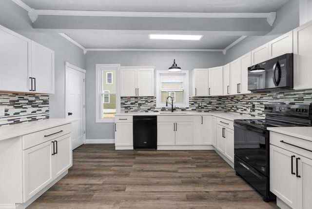122 S 1st Street, Evansville, WI 53536