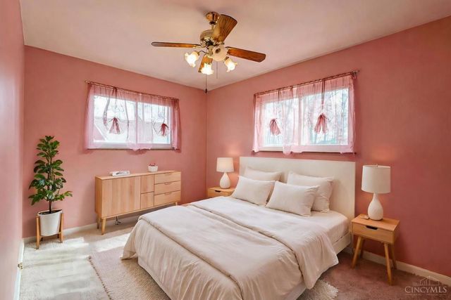 1206 Sycamore Lane, Amelia, OH 45102