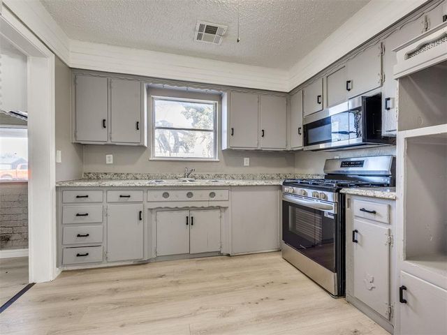 4712 S Blackwelder Avenue, Oklahoma City, OK 73119