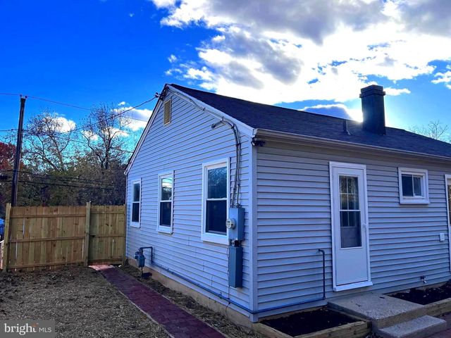 708 CRABB AVE, Rockville, MD 20850