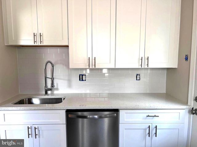 708 CRABB AVE, Rockville, MD 20850