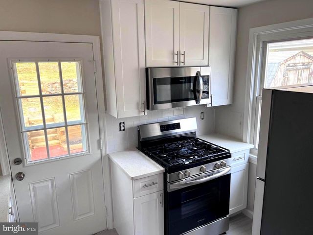 708 CRABB AVE, Rockville, MD 20850