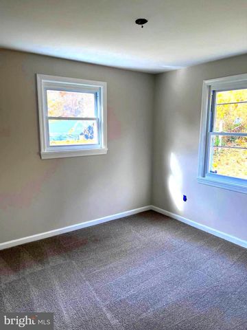 708 CRABB AVE, Rockville, MD 20850