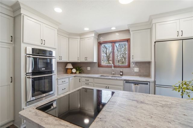 1 Pendle Point, Miamisburg, OH 45342