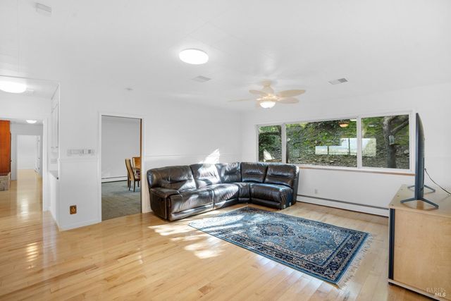 631 Casswall St, Napa, CA 94558
