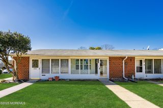 1145B Argyll Circle B, Lakewood, NJ 08701