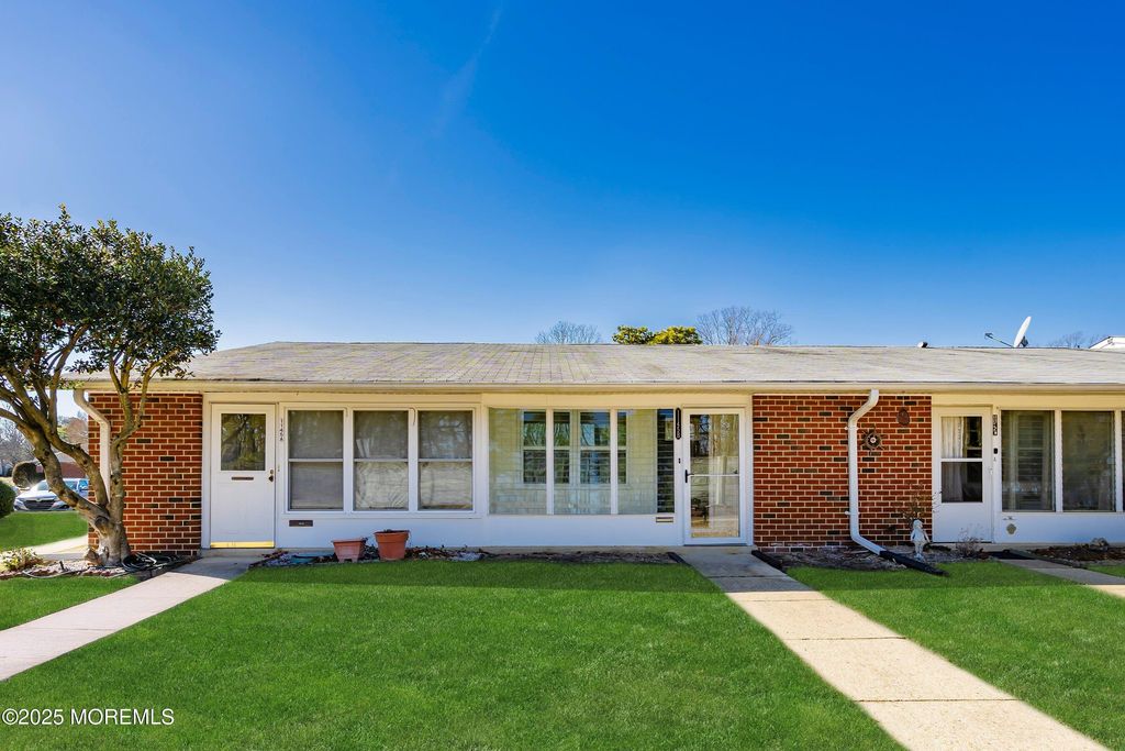 1145B Argyll Circle B, Lakewood, NJ 08701