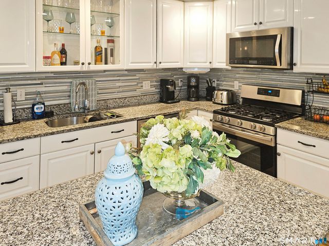 55 Stone Hedge Lane, Bolton, CT 06043