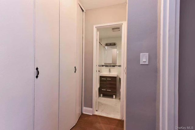 15272 Melbourne Avenue 2G, Flushing, NY 11367