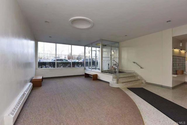 15272 Melbourne Avenue 2G, Flushing, NY 11367