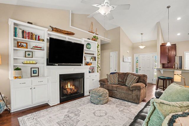 408 Windermere Lake Circle, Conway, SC 29526