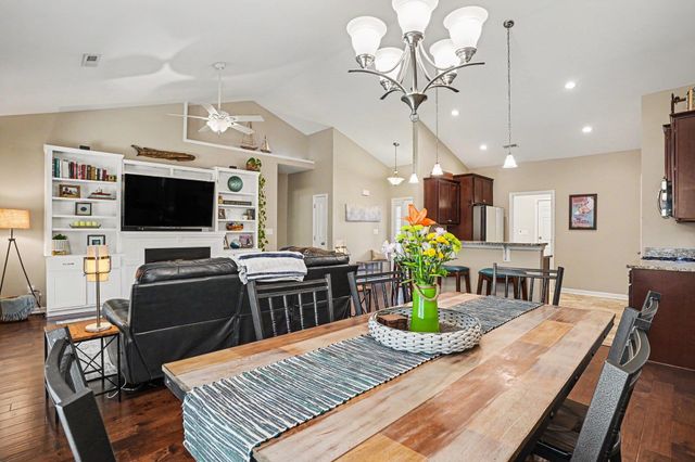 408 Windermere Lake Circle, Conway, SC 29526