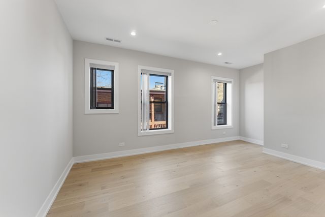 7518 N Eastlake Terrace 1, Chicago, IL 60626