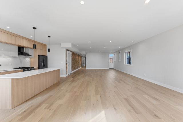 7518 N Eastlake Terrace 1, Chicago, IL 60626