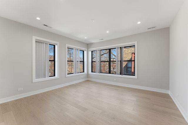 7518 N Eastlake Terrace 1, Chicago, IL 60626