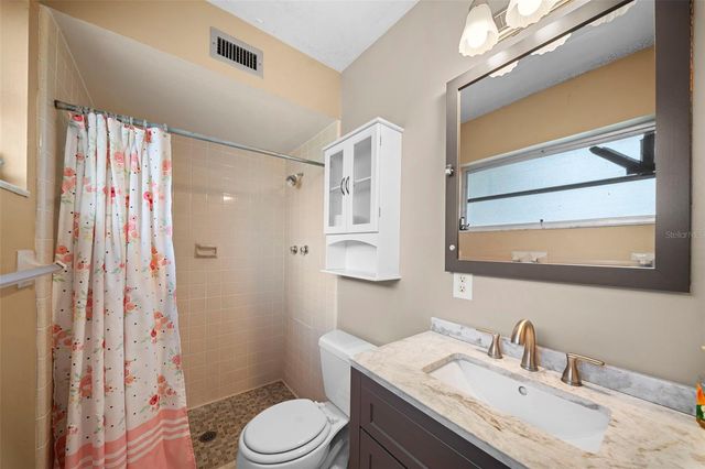 115 BEDFORD DRIVE NE, Port Charlotte, FL 33952