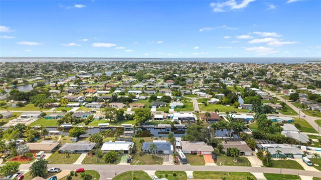115 BEDFORD DRIVE NE, Port Charlotte, FL 33952