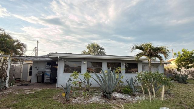 115 BEDFORD DRIVE NE, Port Charlotte, FL 33952