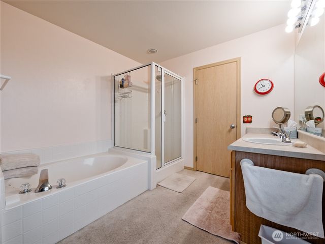 22613 132nd Place SE, Kent, WA 98042