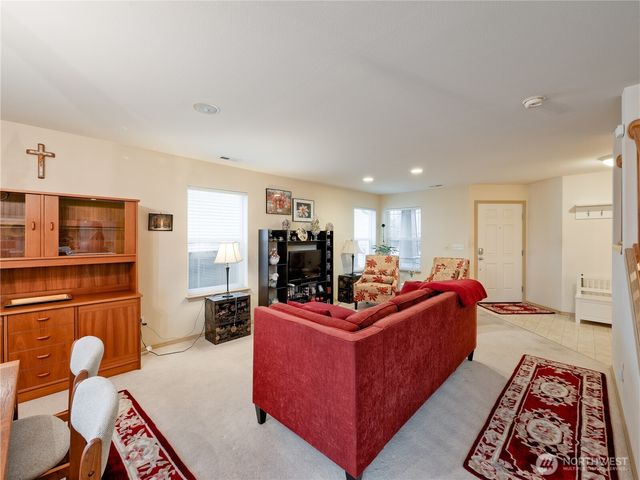 22613 132nd Place SE, Kent, WA 98042