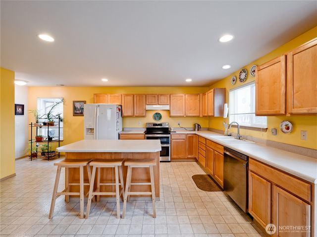 22613 132nd Place SE, Kent, WA 98042