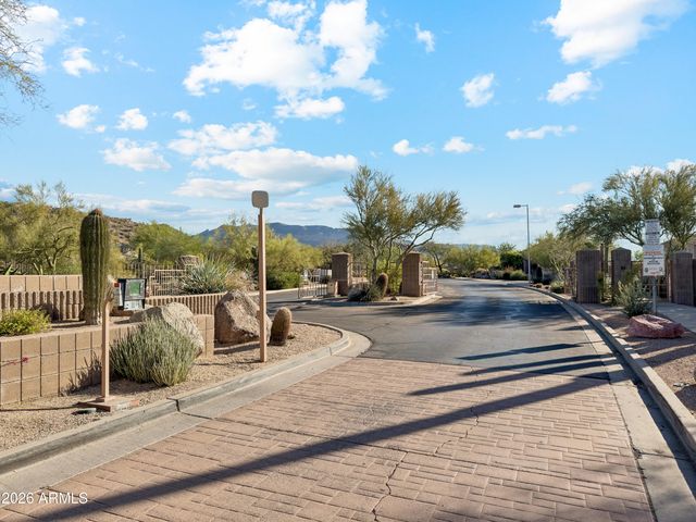 2523 N VIA SERENA Circle, Mesa, AZ 85207