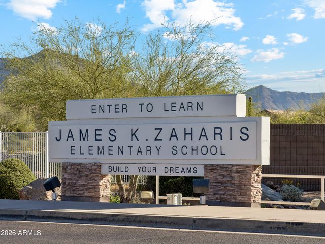 2523 N VIA SERENA Circle, Mesa, AZ 85207